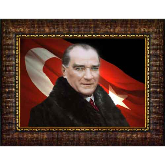 Ata Resim Kürklü Atatürk Resmi Renkli Bayraklı Atatürk Portresi Çerçeveli Yatay Atacrap22y
