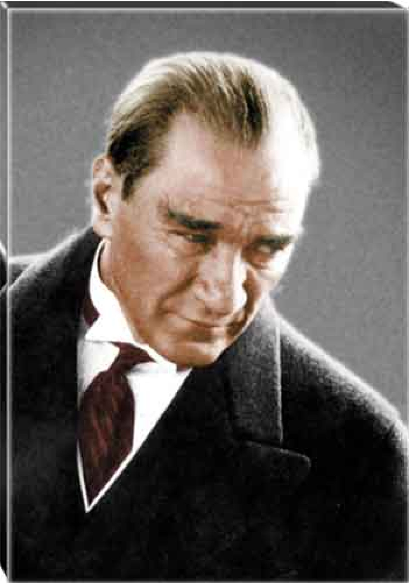Atatürk Tablosu Kanvas - Kızgın Bakan Gri Fon ATATRAP02D