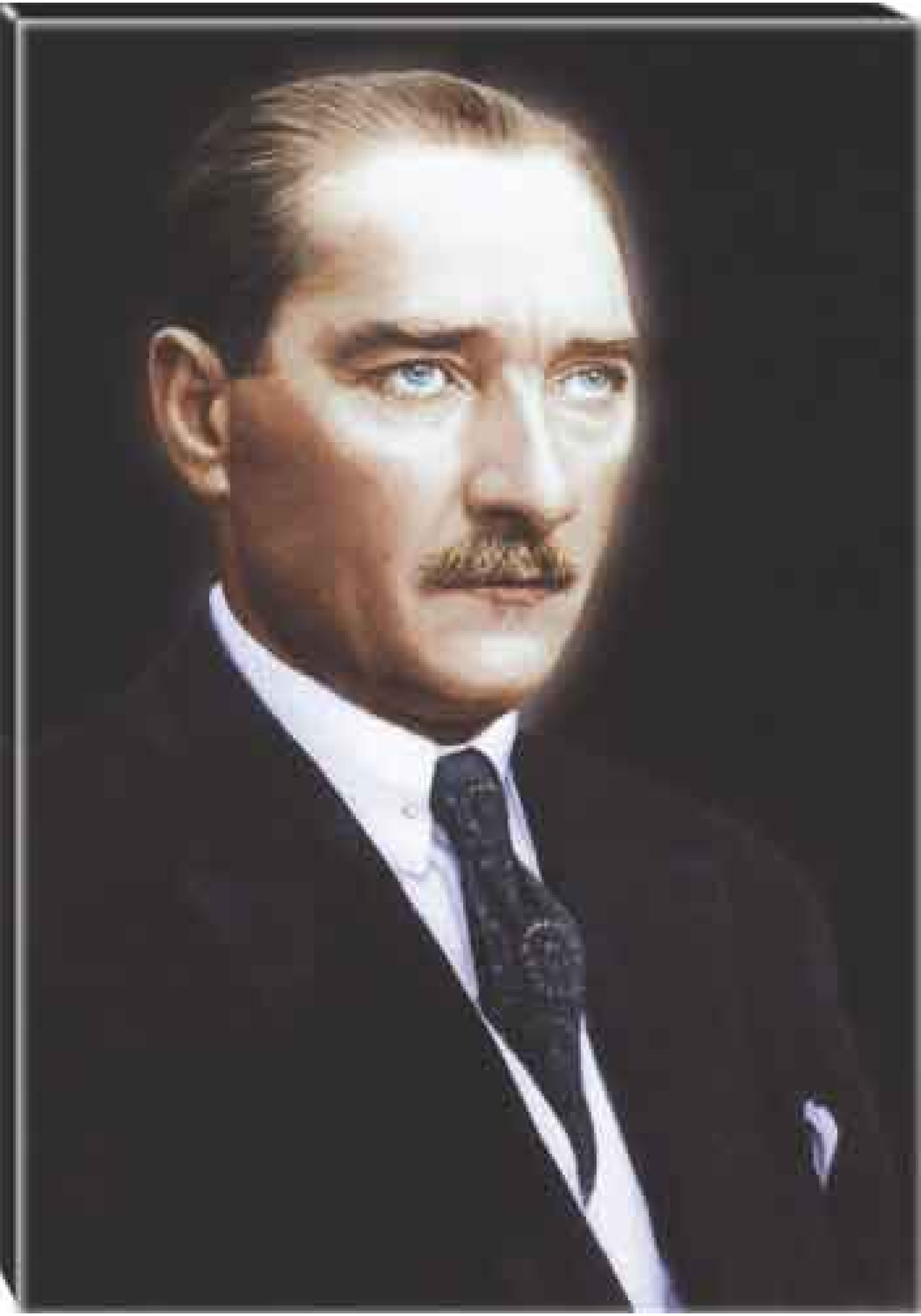 Atatürk Tablosu Kanvas - Yandan Profil Siyah Fon ATATRAP13D