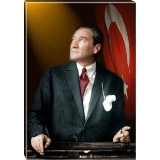 Atatürk Tablosu Kanvas - Göğe Bakan Kravatlı Bayraklı Tasarım ATATRAP35D