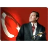 Atatürk Tablosu Kanvas - Göğe Bakan Kravatlı Bayraklı Yatay ATATRAP36Y
