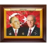 Devlet Bahçeli ve Alparslan Türkeş Yan Yana Resimli Duvar Saati Dikdörtgen 46x37cm MHPDSD03BTY Devlet Bahçeli ve Alparslan Türkeş Yan Yana Resimli Duvar Saati Dikdörtgen 46x37cm MHPDSD03BTY