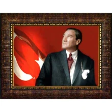 Atatürk Tablosu Çerçeveli - Göğe Bakan Kravatlı Mustafa Kemal Portresi Bayraklı Yatay Tasarım ATACRAP36Y