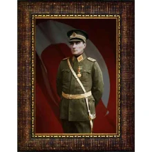 Atatürk Tablosu Çerçeveli - Mareşal Mustafa Kemal Portresi Ayakta Bayraklı ATACRAP62D