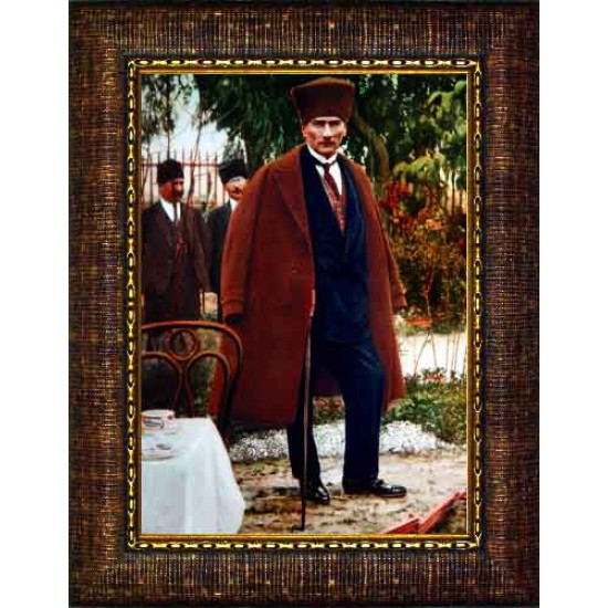 Atatürk Tablosu Kalpaklı Çerçeveli - Paltolu Ayakta Boydan Mustafa Kemal Portresi ATACRAP87D