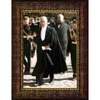 Atatürk Tablosu Çerçeveli - Smokinli Cumhuriyet Bayramında Yürüyen Ayakta Boydan Mustafa Kemal Portresi ATACRAP88D